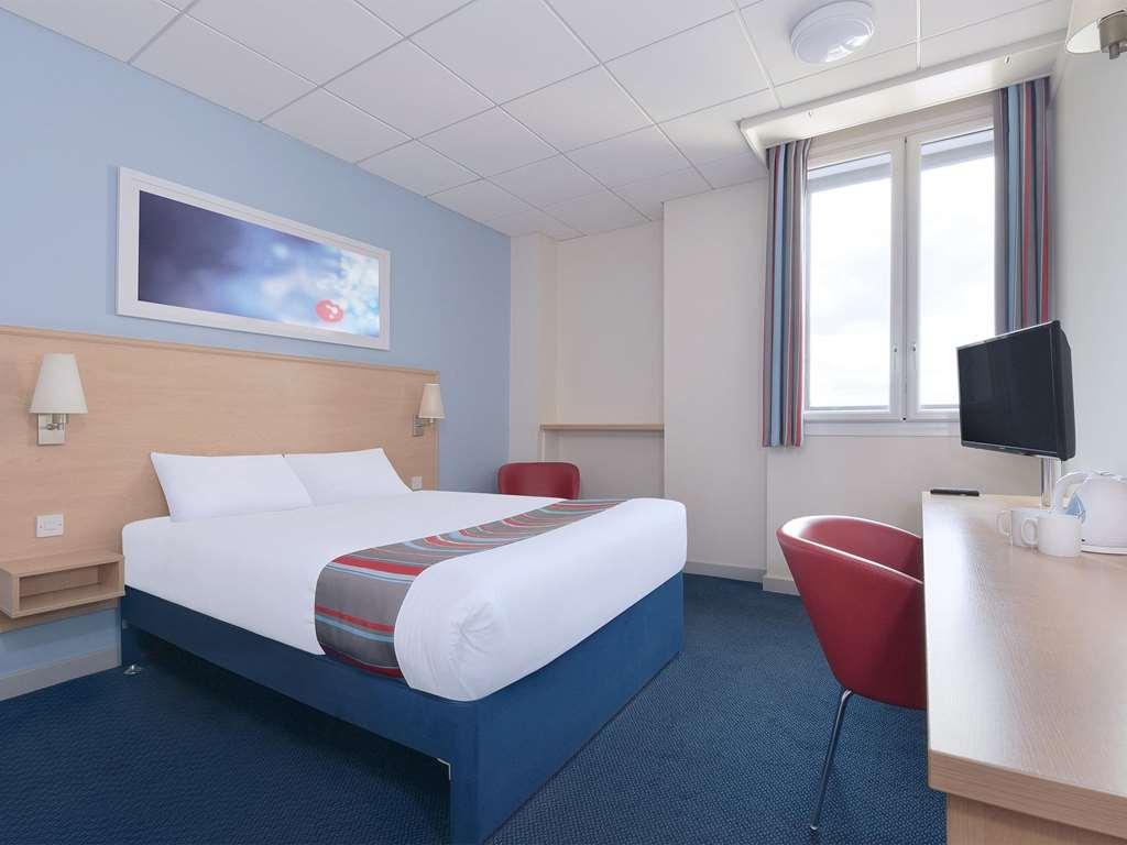 Travelodge Droitwich Room photo